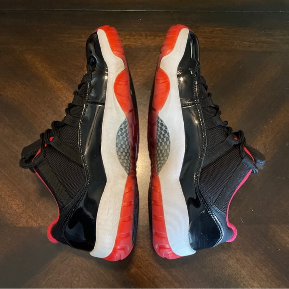 Nike Air Jordan Retro 11 Low Bred 528895-012 Size 11 - Picture 3 of 9